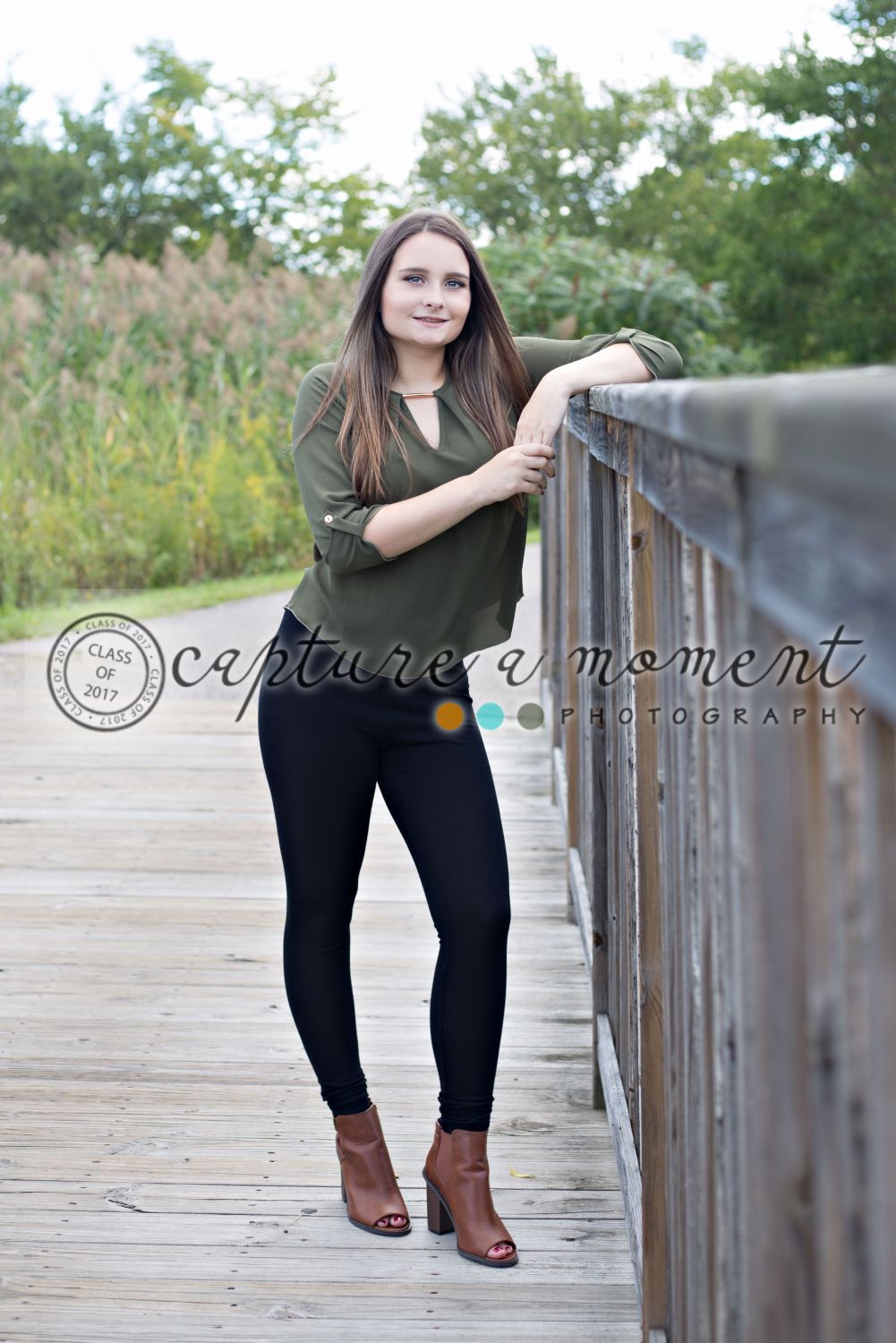 Meghan | Merritt Academy | Class of 2017 | High School Senior Photography | Milligan_Senior-47-Edit.jpg