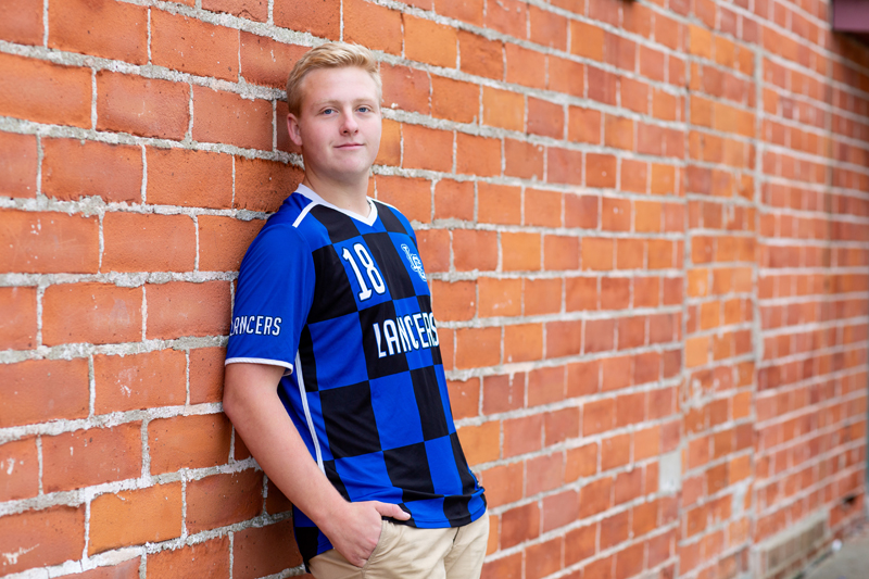 When Should You Do Your Senior Photos? 