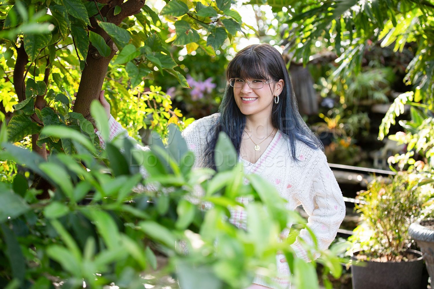 Capturing the Drama: Theater Student Samantha's Unique Senior Photography Session at Belle Isle Park 